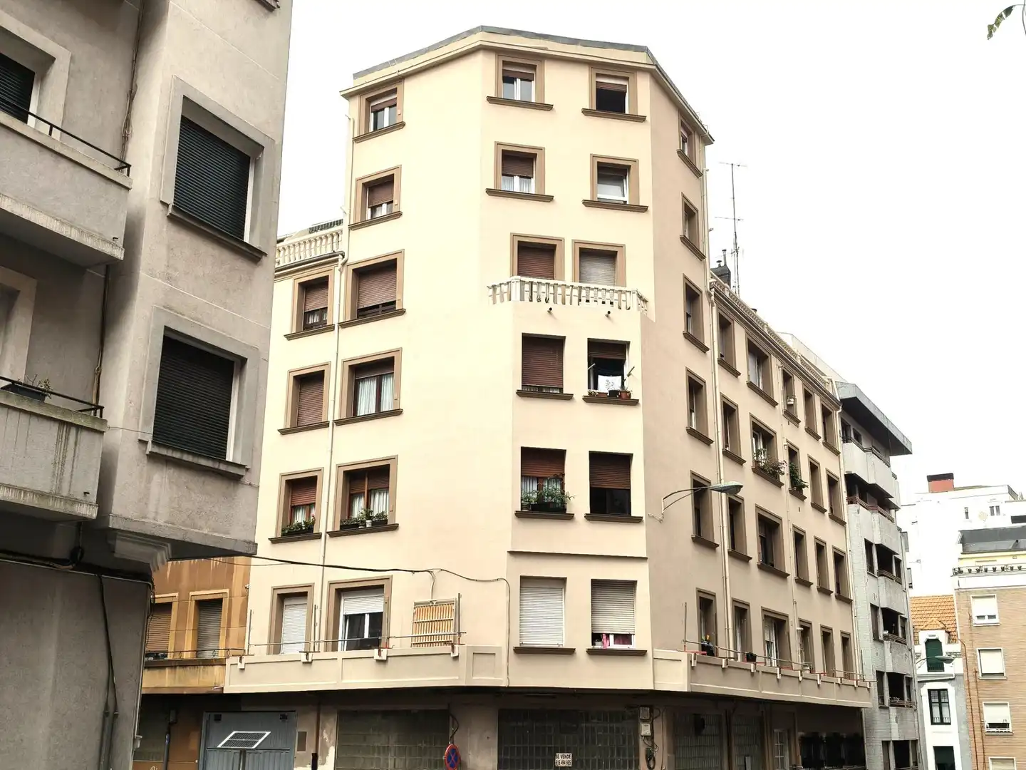 Exterior view of Flat for sale in Bilbao   with Heating, Terrace and Furnished
