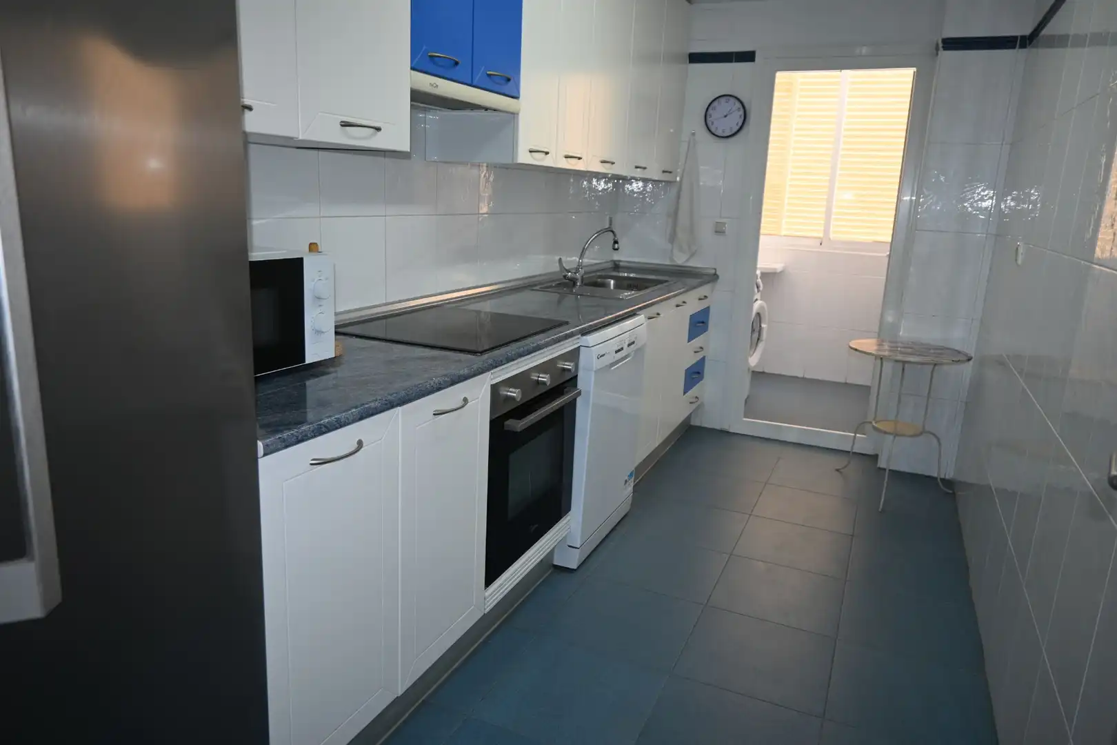 Cuina de Apartament en venda en La Manga del Mar Menor amb Aire condicionat, Calefacció i Terrassa