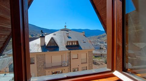 Foto 5 de Piso en venta en Carrer Escoles, Sort, Lleida