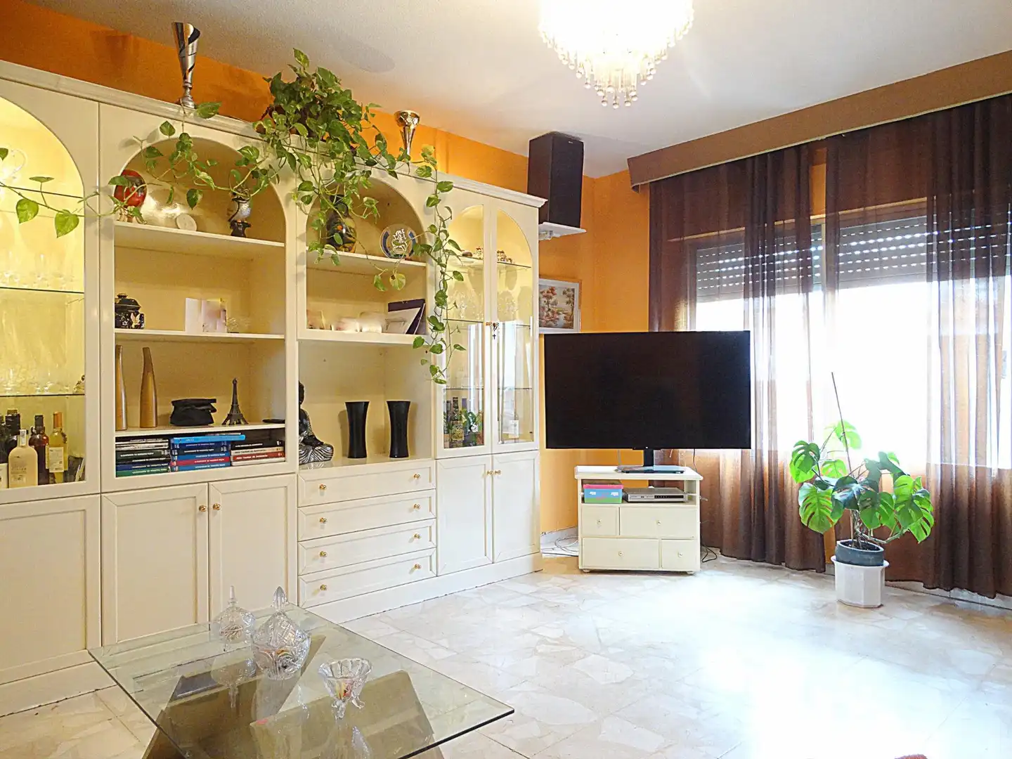 Living room of Houses for sale in Arganda del Rey  with Air Conditioner and Heating