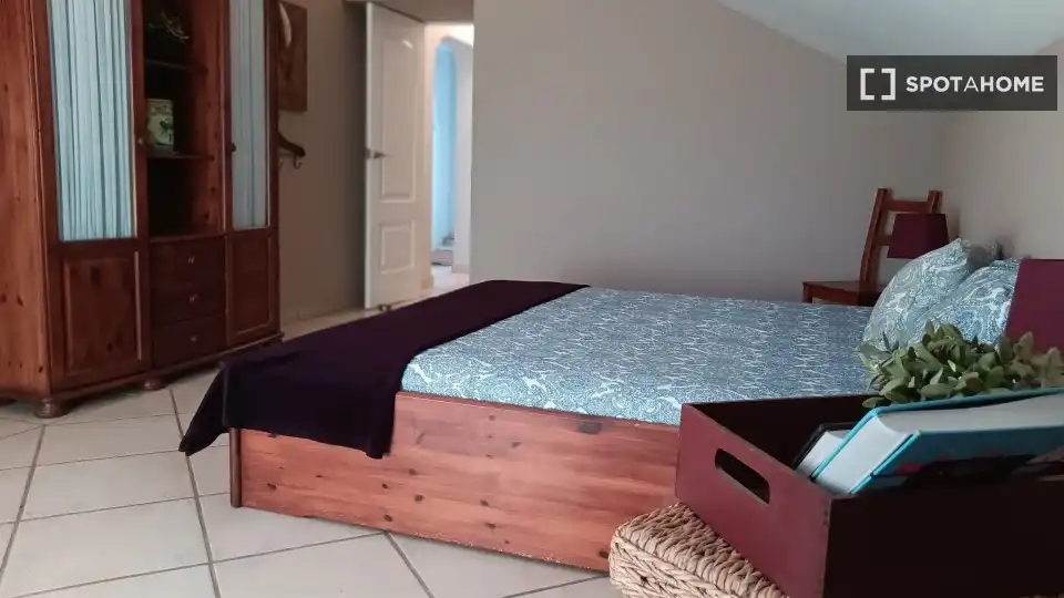Habitació a Corinto - Almarda