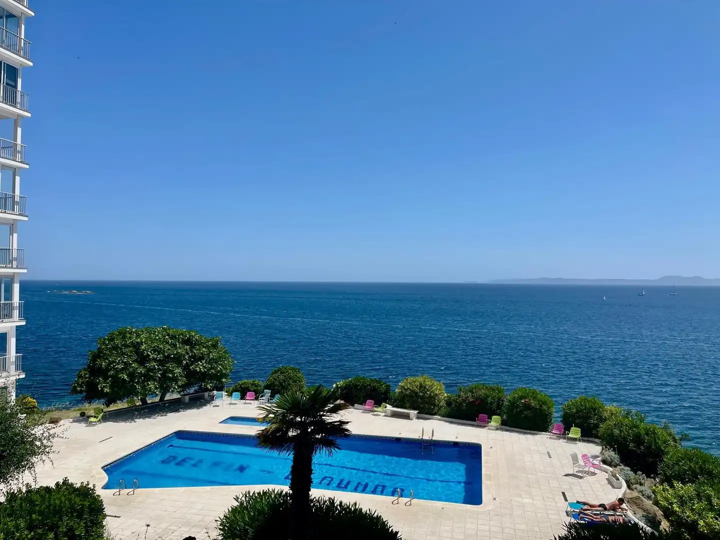 Piscina de Piso en venta en Roses con Terraza, Amueblado y Piscina comunitaria
