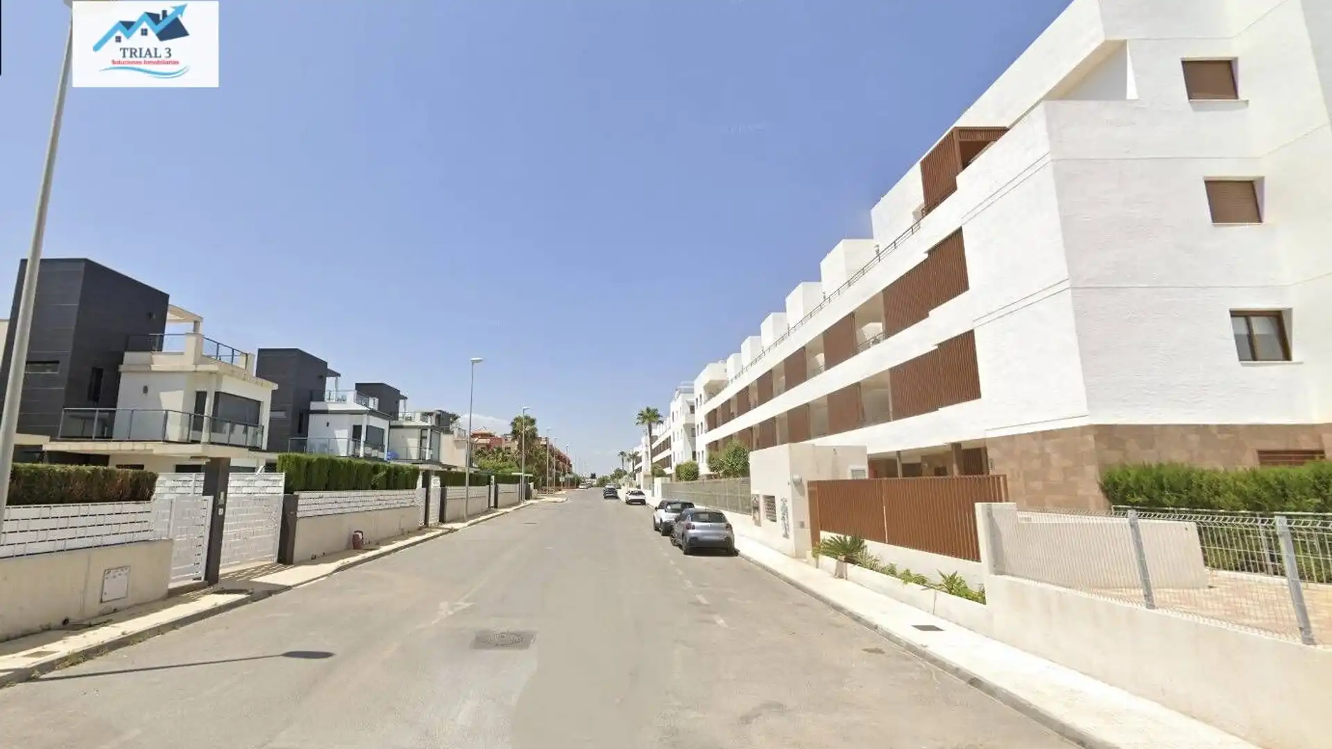 Vista exterior de Piso en venta en Orihuela