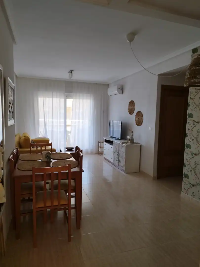 Wohnzimmer von Wohnungen zur Miete in Oropesa del Mar / Orpesa mit Klimaanlage, Heizung und Terrasse