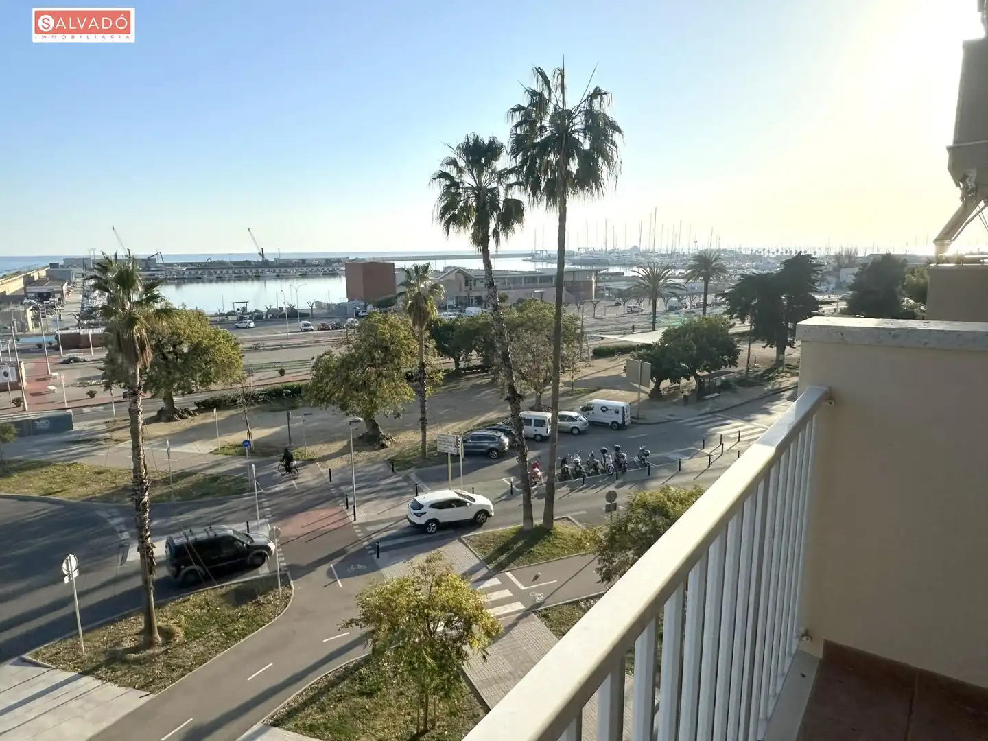 Vista exterior de Piso en venta en Vilanova i la Geltrú con Aire acondicionado, Calefacción y Parquet