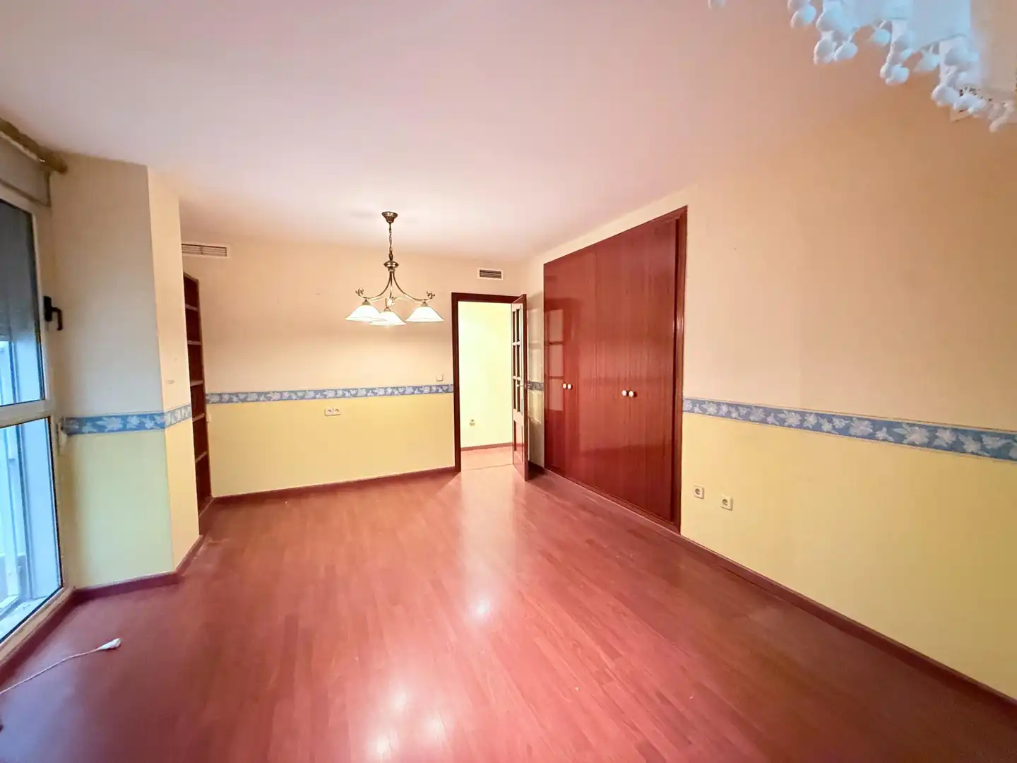 Habitación de Piso en venta en Valencia con Parquet y Terraza