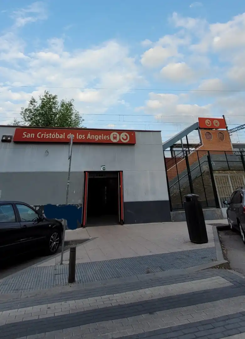 Exterior view of Flat for sale in Madrid  with Terrace and Furnished