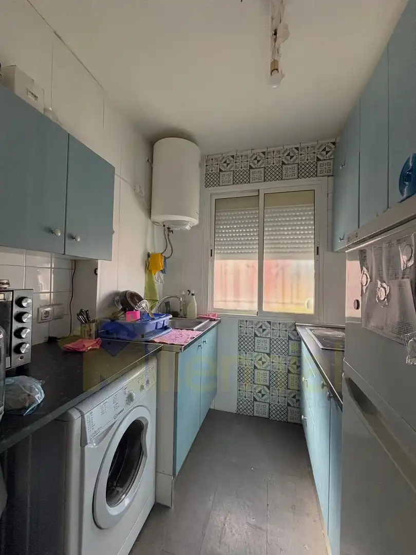 Kitchen of Flat for sale in Sevilla  with Air Conditioner