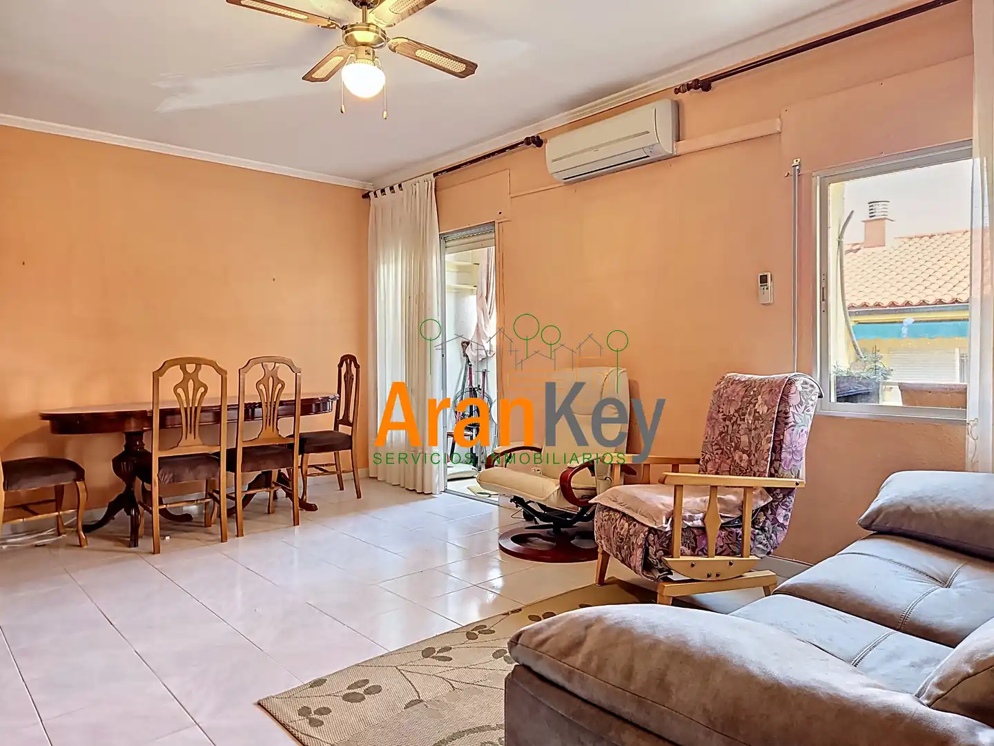 Wohnung zum Verkauf in Aranjuez mit Klimaanlage, Heizung und Terrasse