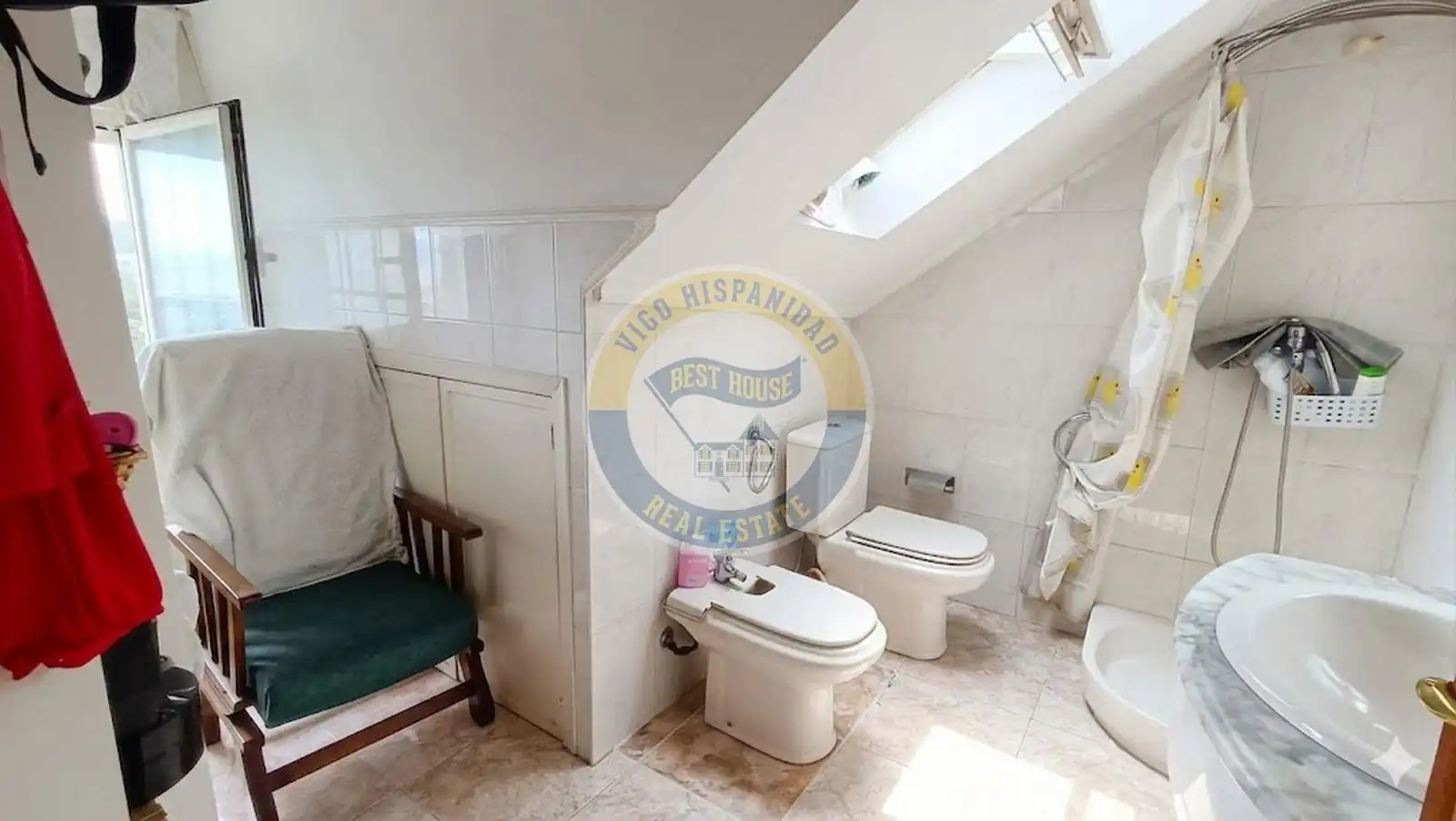 Baño de Casa o chalet en venta en Vigo  con Calefacción, Jardín privado y Terraza