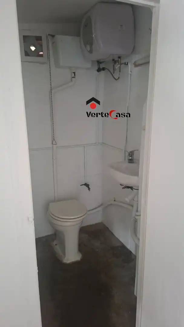 Bany de Local de lloguer en Campanar