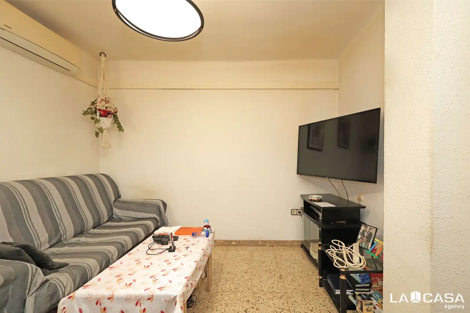 Sala d'estar de Àtic en venda en Esplugues de Llobregat amb Balcó