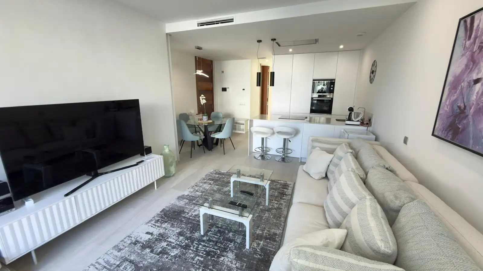 Sala de estar de Casa o chalet de alquiler en Finestrat con Aire acondicionado, Calefacción y Jardín privado