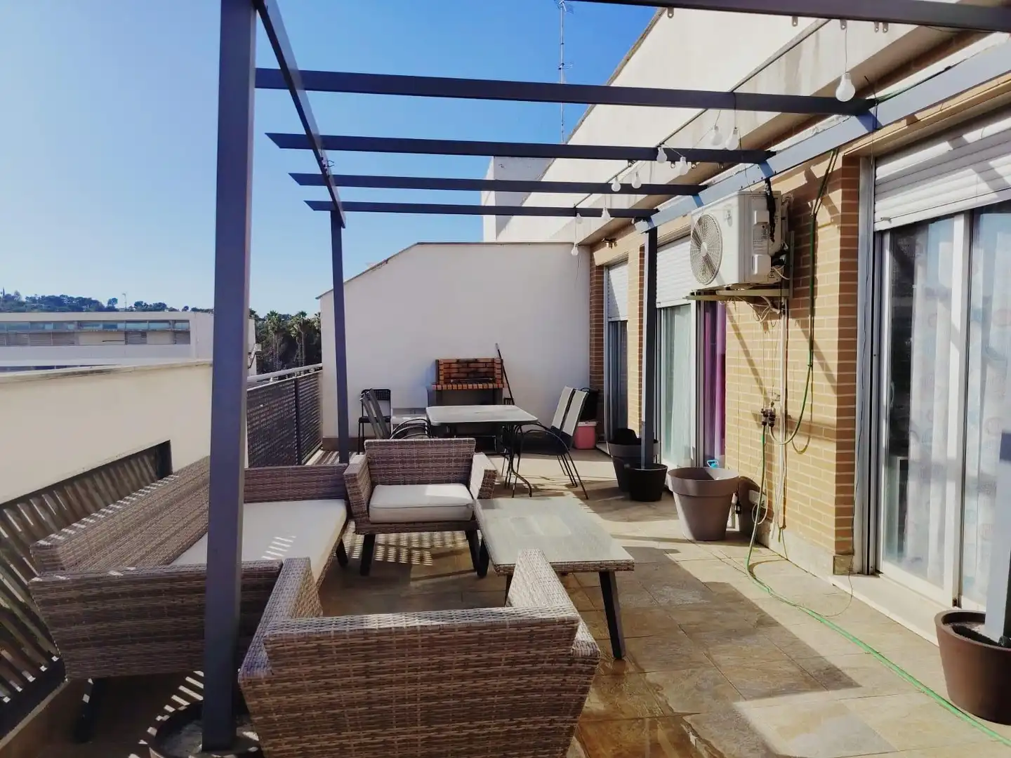 Ático con ascensor en venta en Montserrat