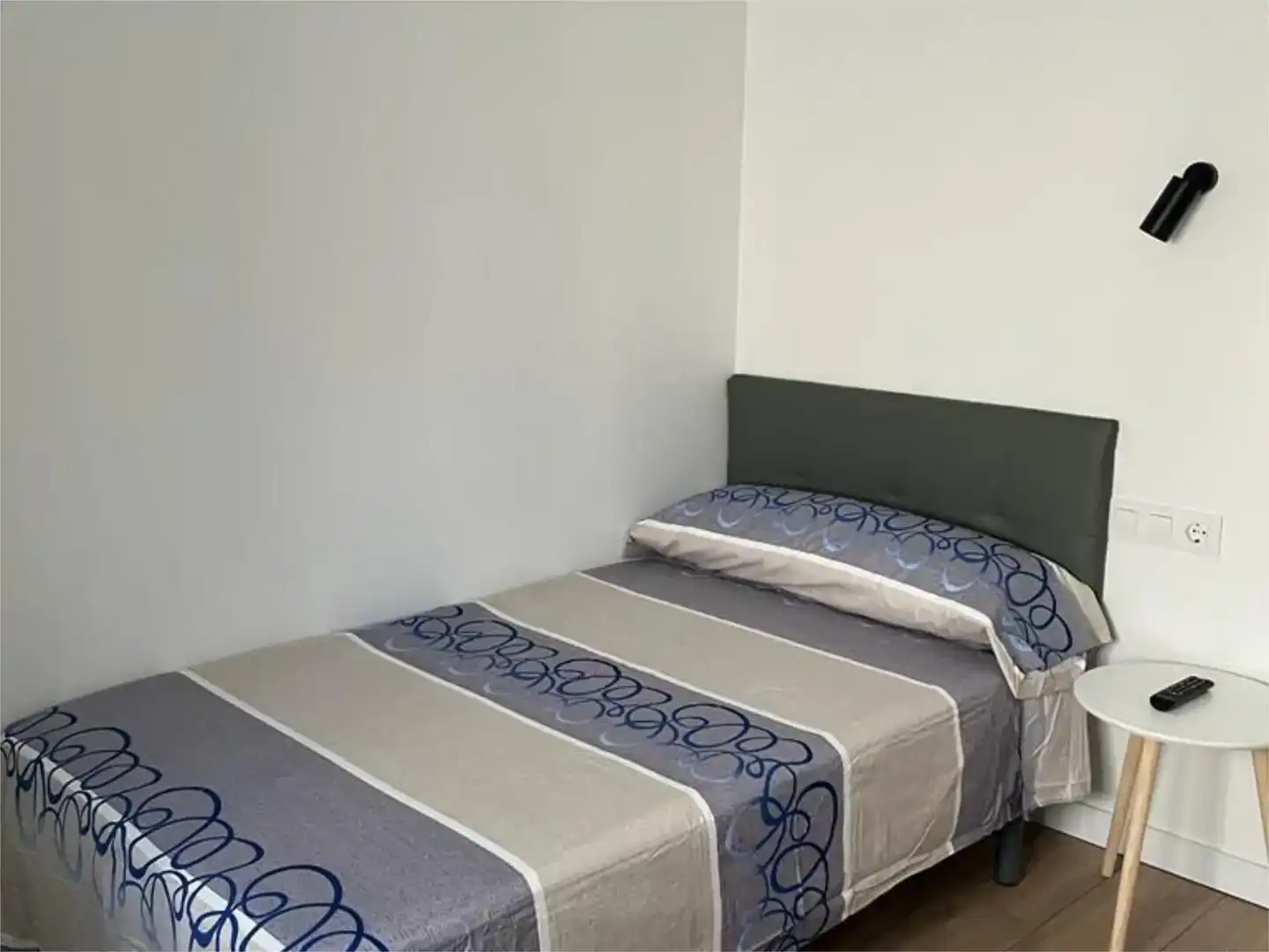 Habitación de Piso para compartir en Almoines con Aire acondicionado, Amueblado y Balcón