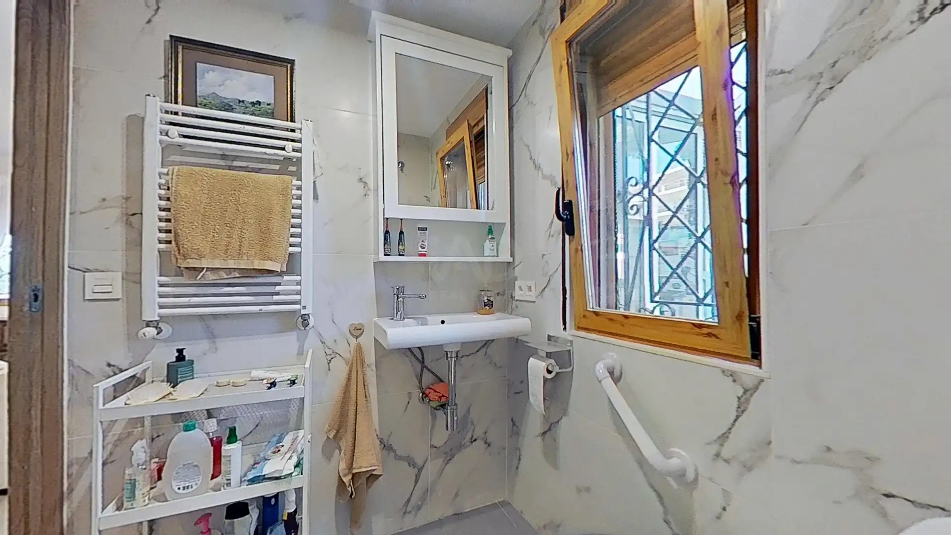 Badezimmer von Einfamilien-Reihenhaus zum Verkauf in Benicasim / Benicàssim mit Klimaanlage und Heizung