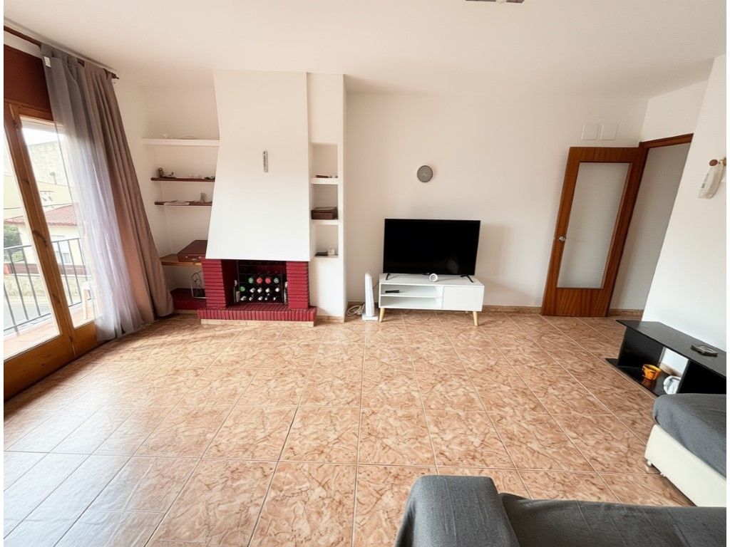 Living room of Flat for sale in Torroella de Montgrí  with Furnished