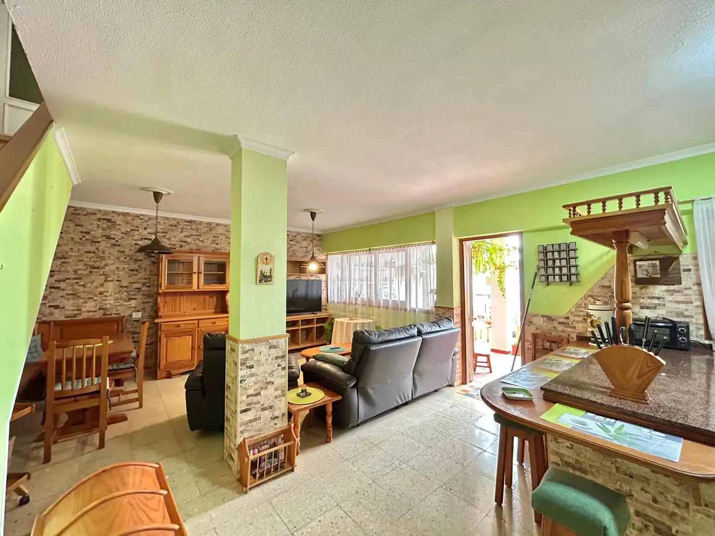 Sala d'estar de Casa o xalet en venda en Las Palmas de Gran Canaria amb Terrassa i Moblat