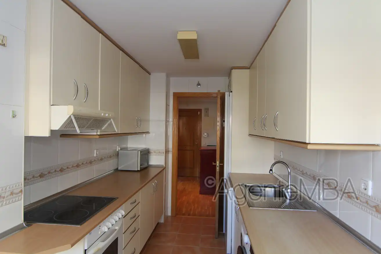 Cuina de Pis de lloguer en Majadahonda amb Calefacció, Parquet i Terrassa