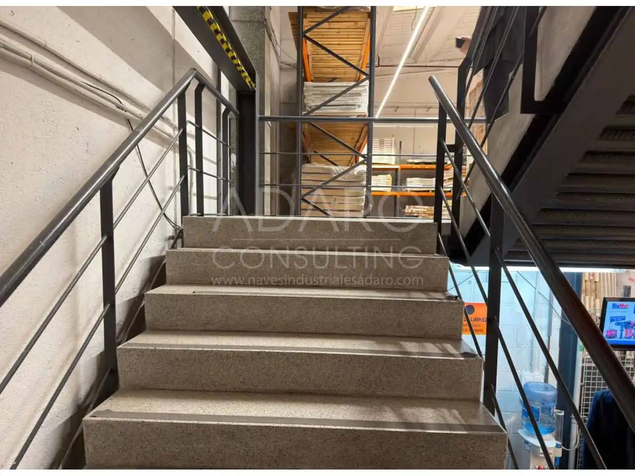 Industrial building to rent in Calle Juan José Vidal, imagen 12