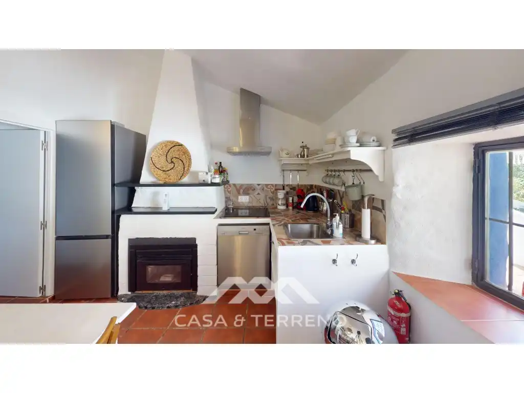 Kitchen of Commercial properties for sale in Arenas  with Air Conditioner