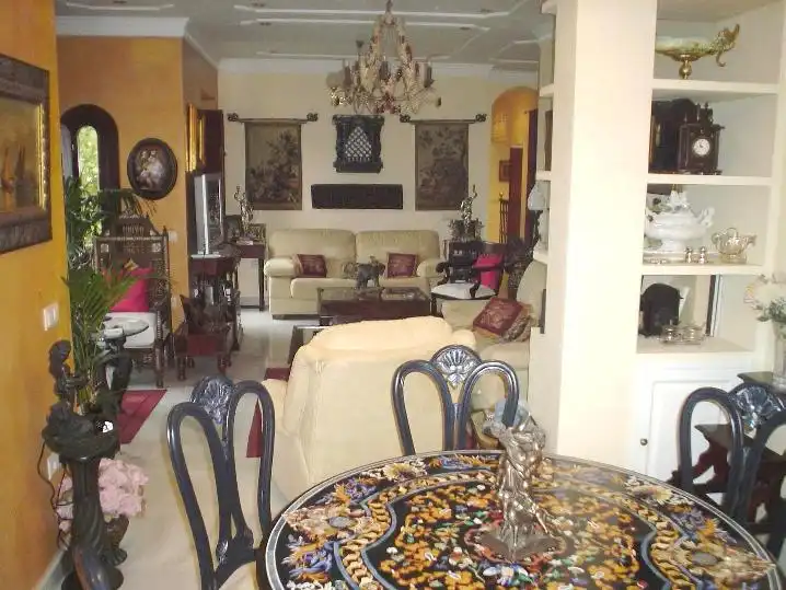 Living room of Duplexes for rent in Sevilla  with Furnished and Balcony