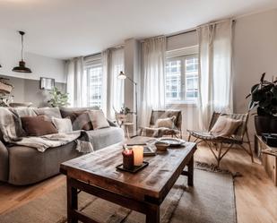 Living room of Apartment to rent in  Madrid Capital  with Air Conditioner, Heating and Terrace