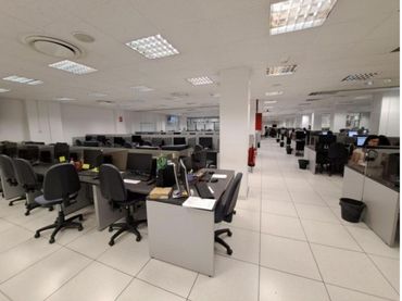 Local comercial en venda a C. Salcedo
