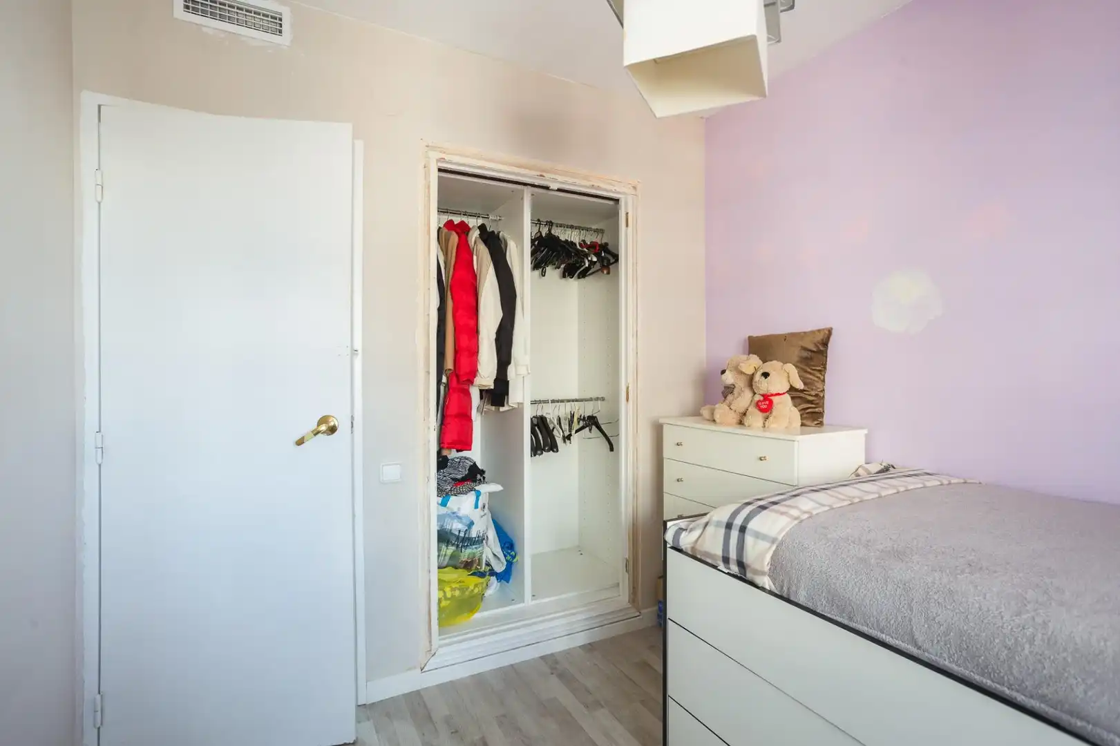 Habitación de Piso en venta en Gandia con Aire acondicionado, Amueblado y Balcón