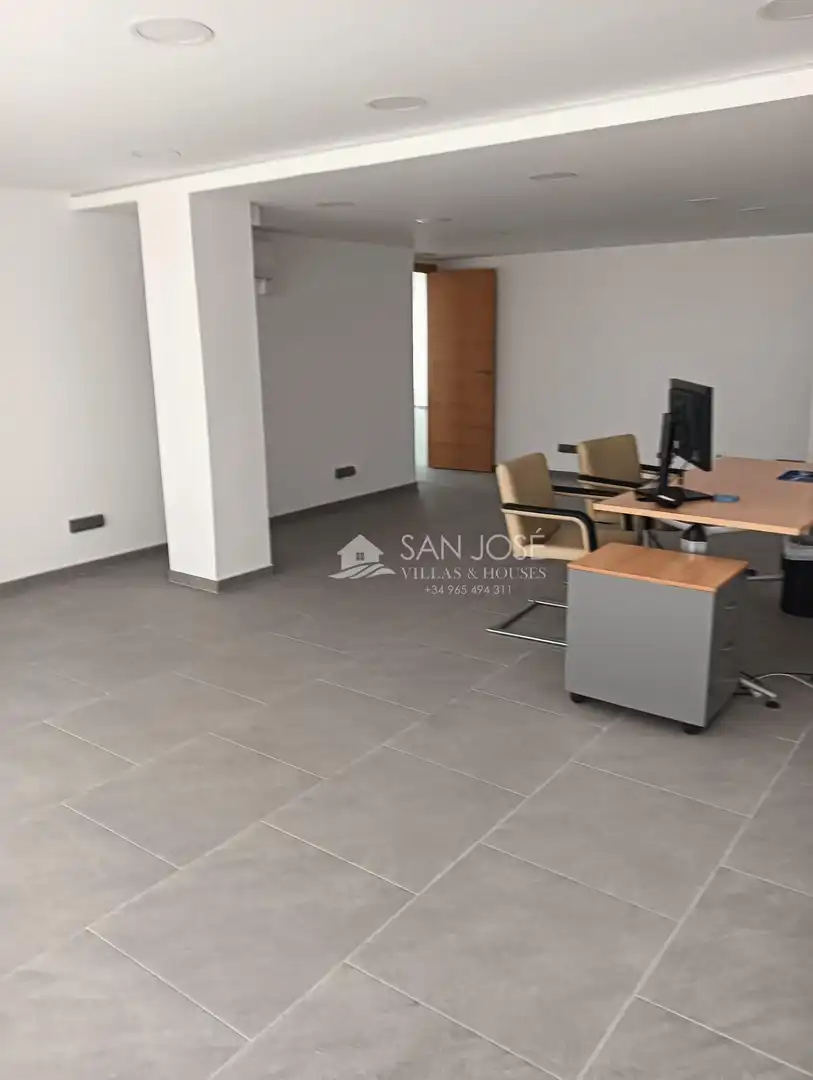 Office for sale in Santa Pola