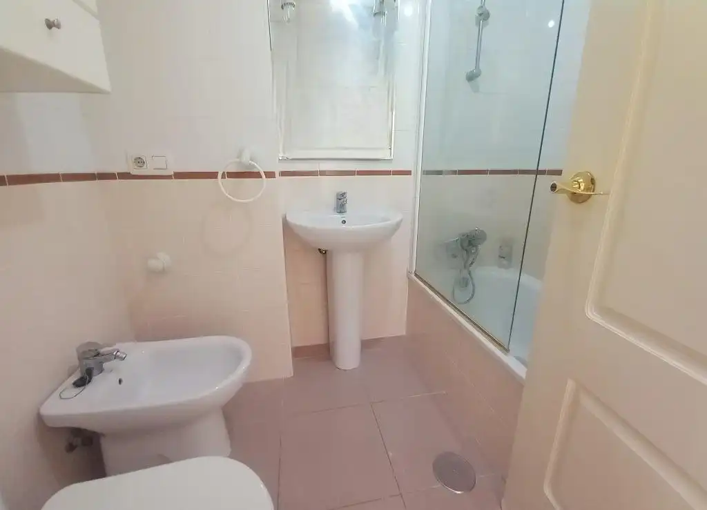 Bathroom of Flat for sale in Jerez de la Frontera  with Air Conditioner, Heating and Balcony