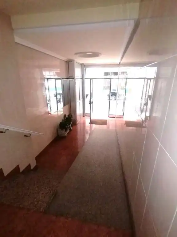 Pis en venda en Gijón  amb Calefacció, Parquet i Moblat