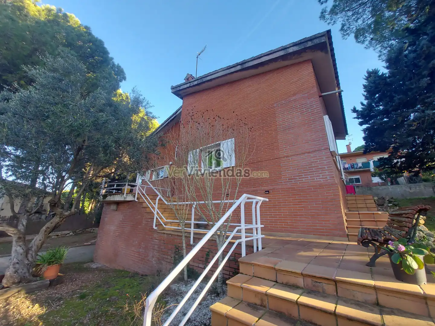 Vista exterior de Casa o chalet en venta en Begues con Calefacción, Jardín privado y Terraza