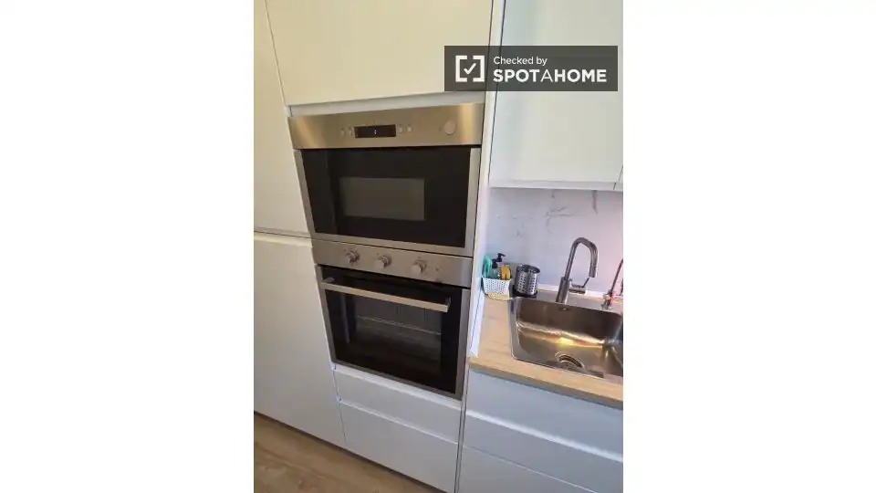 Küche von Wohnung zur Miete in Parque Empresarial