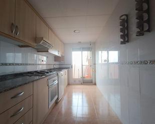 Kitchen of Flat to rent in Xirivella  with Air Conditioner and Balcony