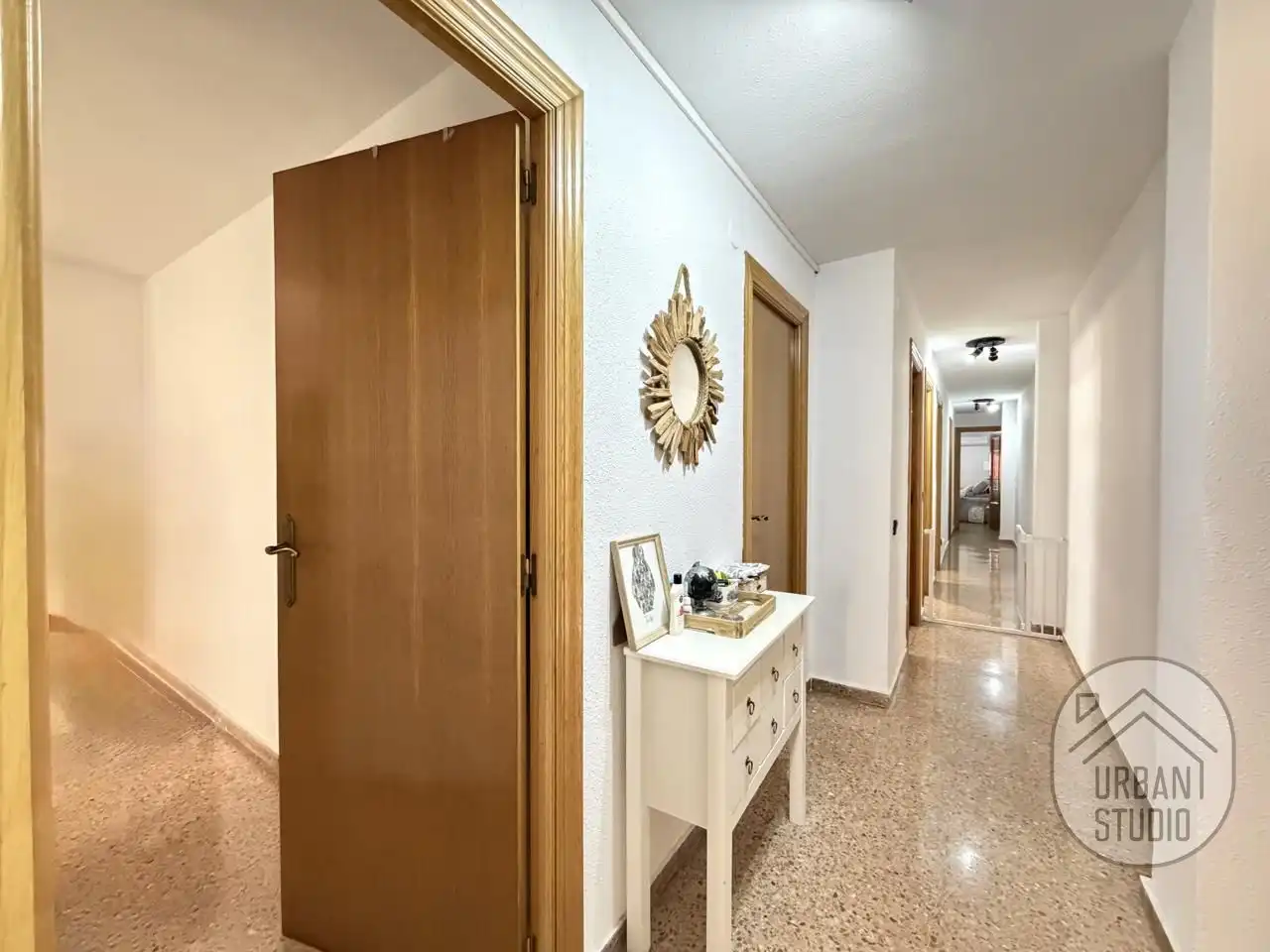 Piso en venta en Alicante / Alacant con Terraza