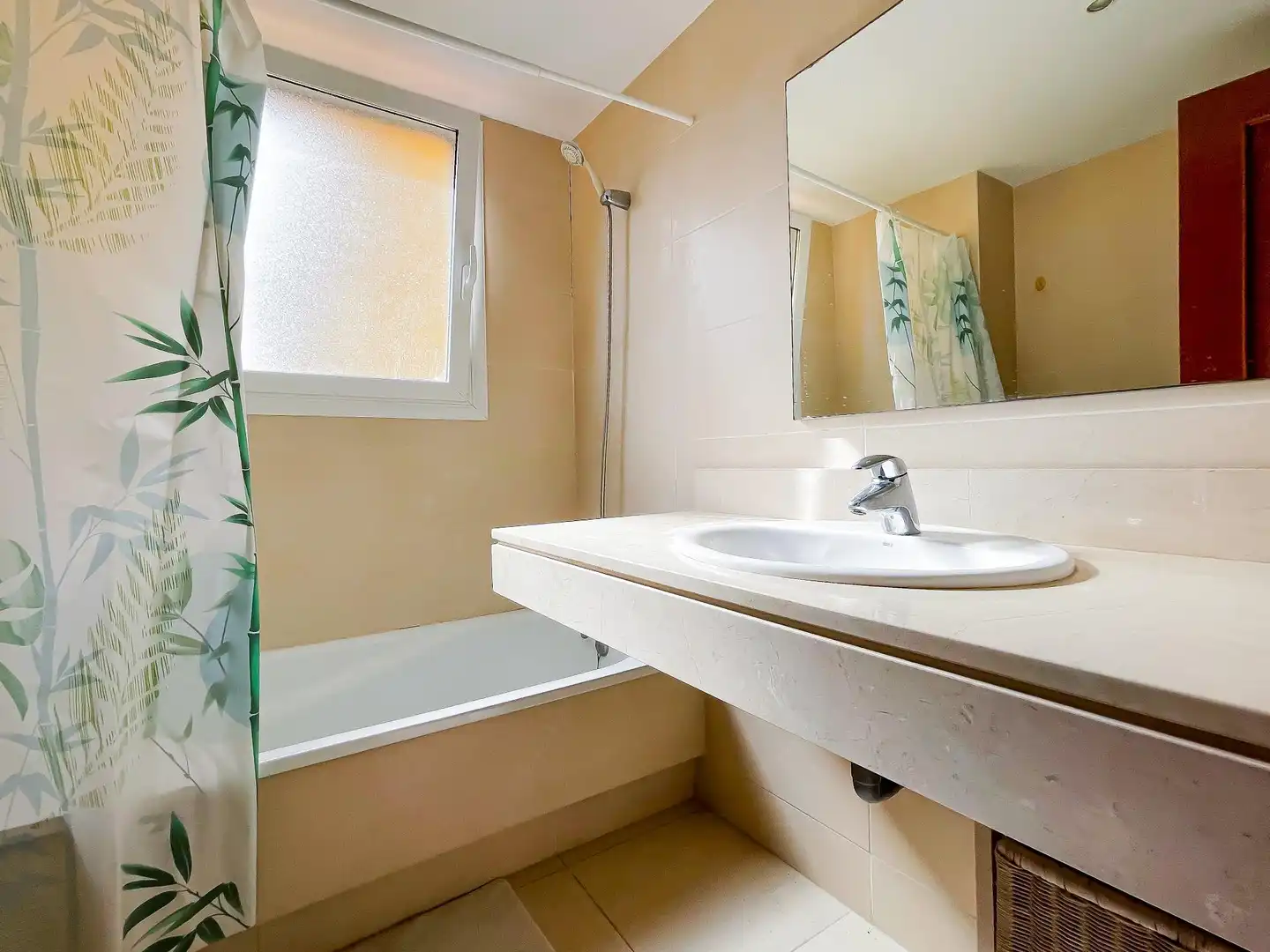 Baño de Apartamento en venta en Santiago del Teide con Jardín privado, Terraza y Trastero