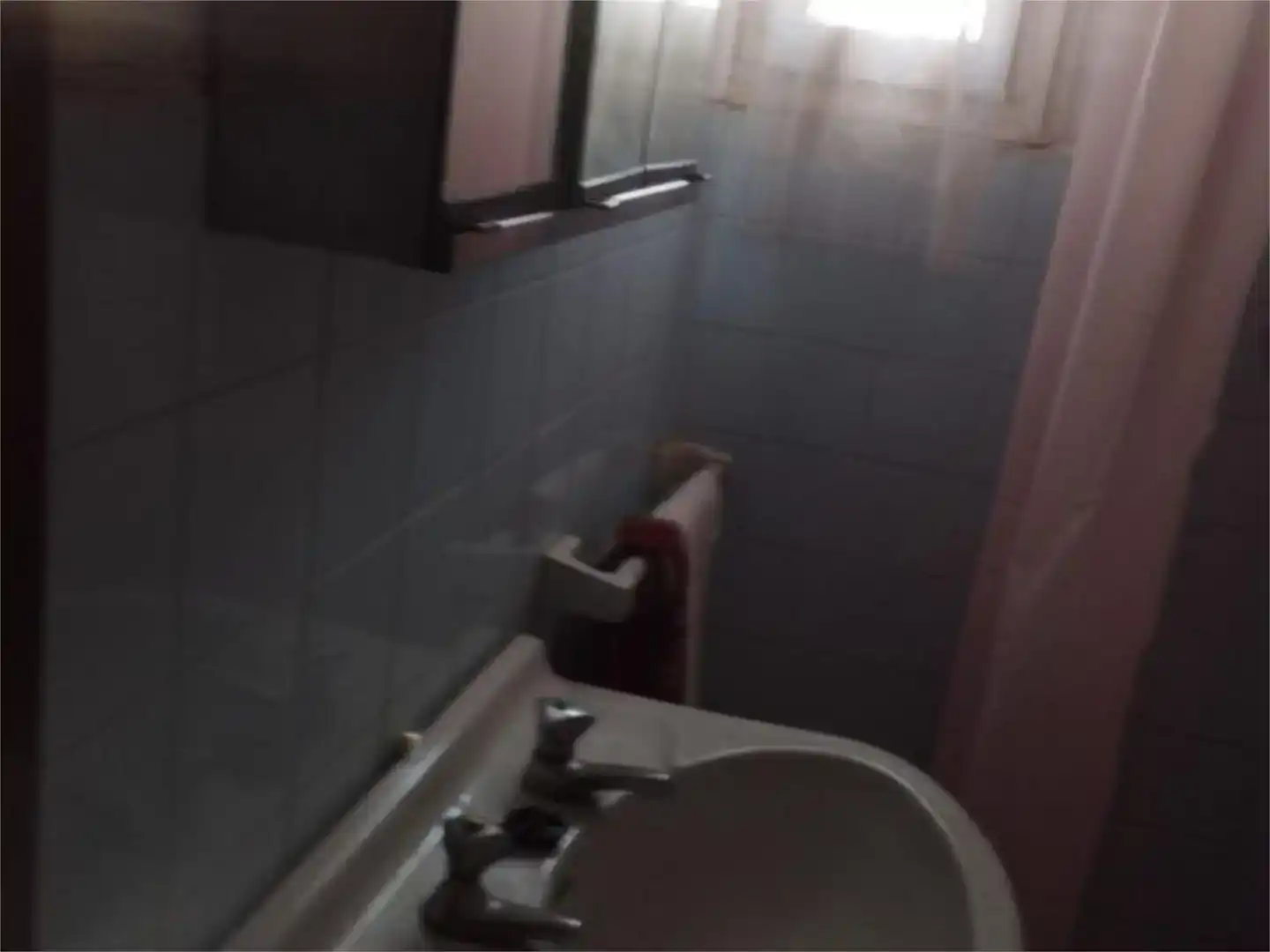 Bany de Casa adosada en venda en Peñarroya de Tastavins amb Balcó
