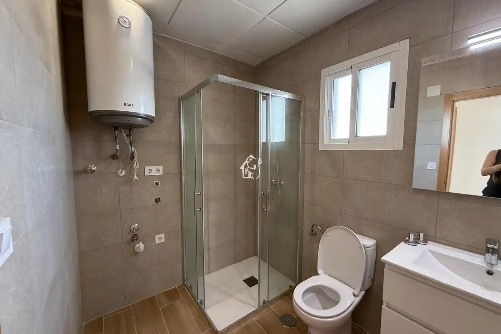 Baño de Ático de alquiler en Orihuela con Terraza, Piscina y Amueblado