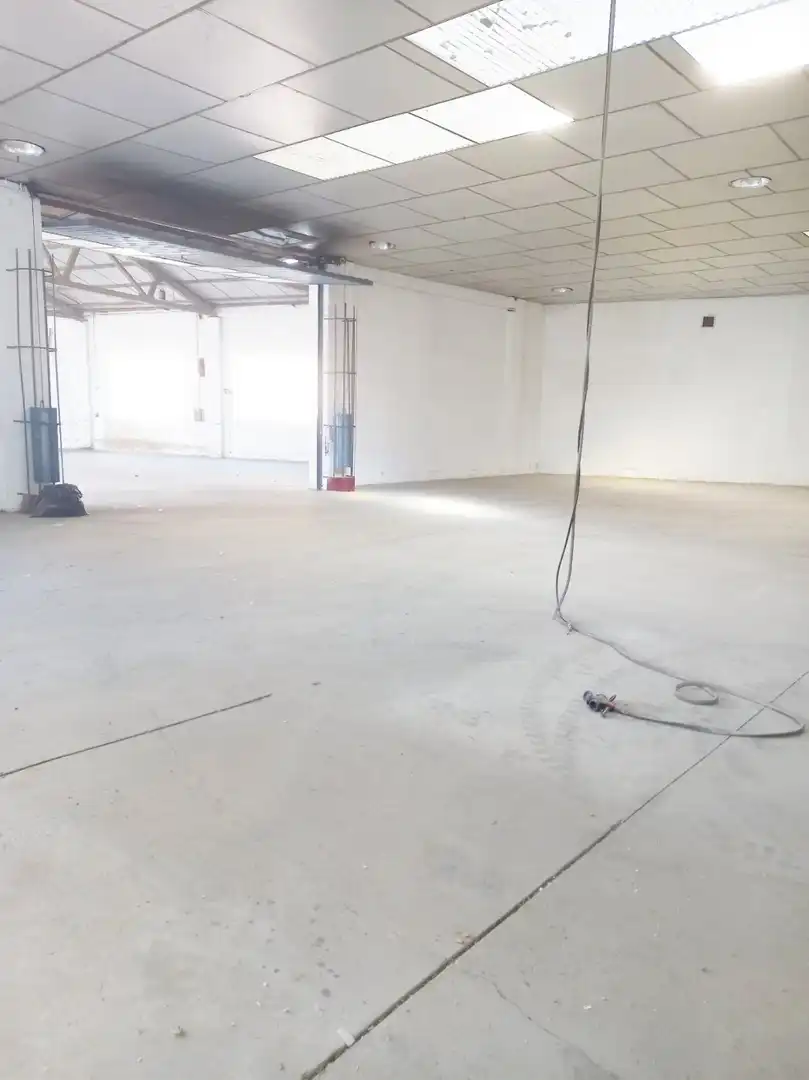 Industrial buildings for sale in Encinas de Abajo