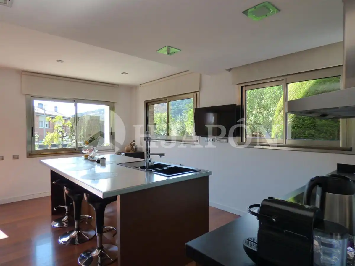 Casa aparellada amb terrassa en venda a Vilassar de Dalt, imagen 17