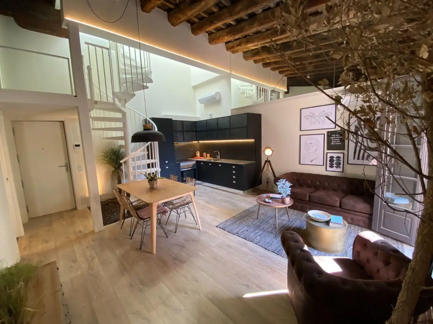 Sala de estar de Ático en venta en Barcelona con Aire acondicionado, Terraza y Piscina