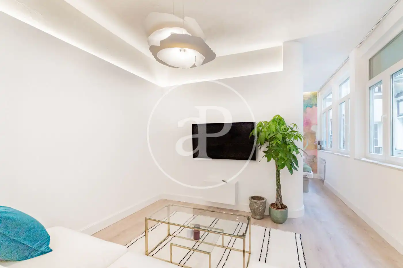 Piso de alquiler en C. del Prado, Cortes - Huertas