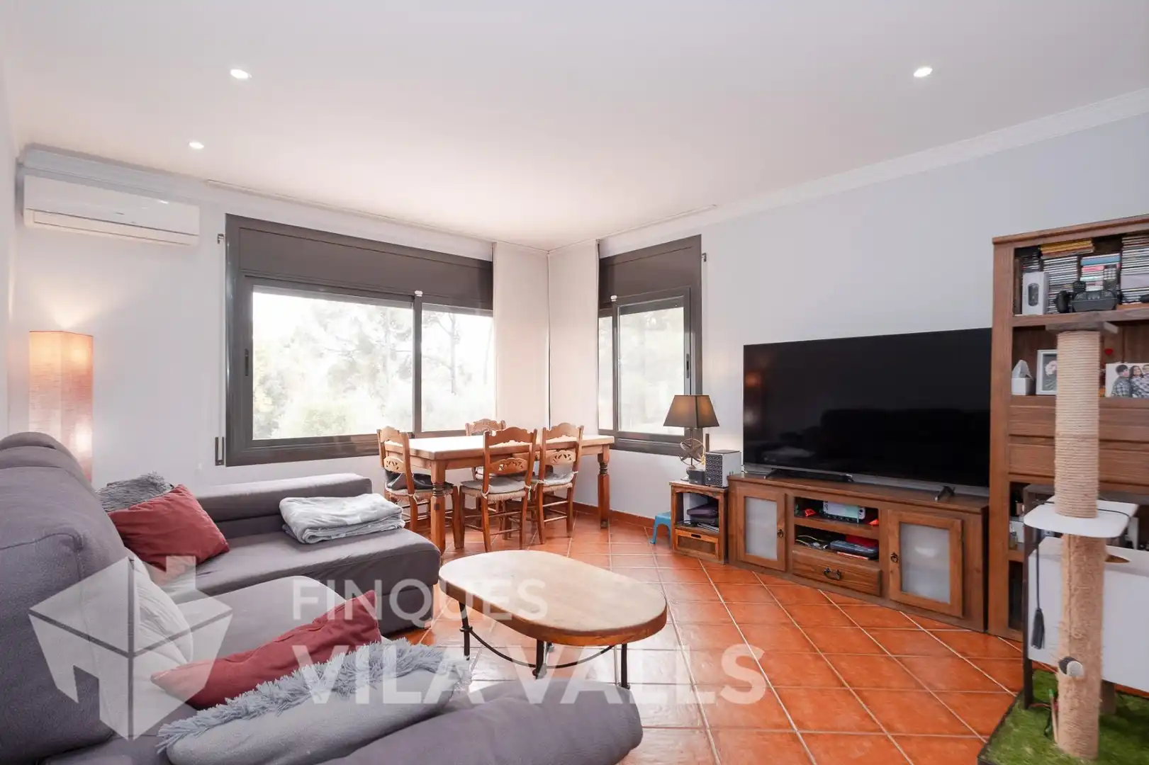 Sala d'estar de Casa o xalet en venda en Bigues i Riells del Fai amb Jardí privat, Terrassa i Traster