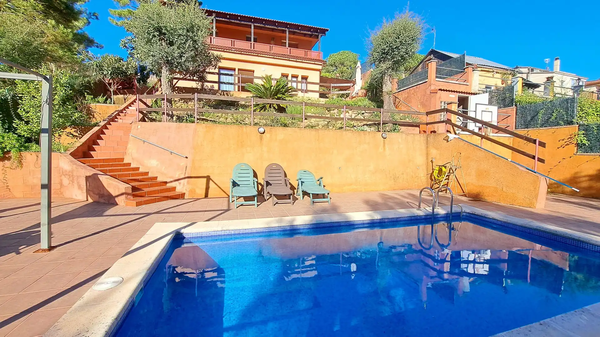Piscina de Casa o xalet en venda en Lloret de Mar amb Calefacció, Jardí privat i Parquet