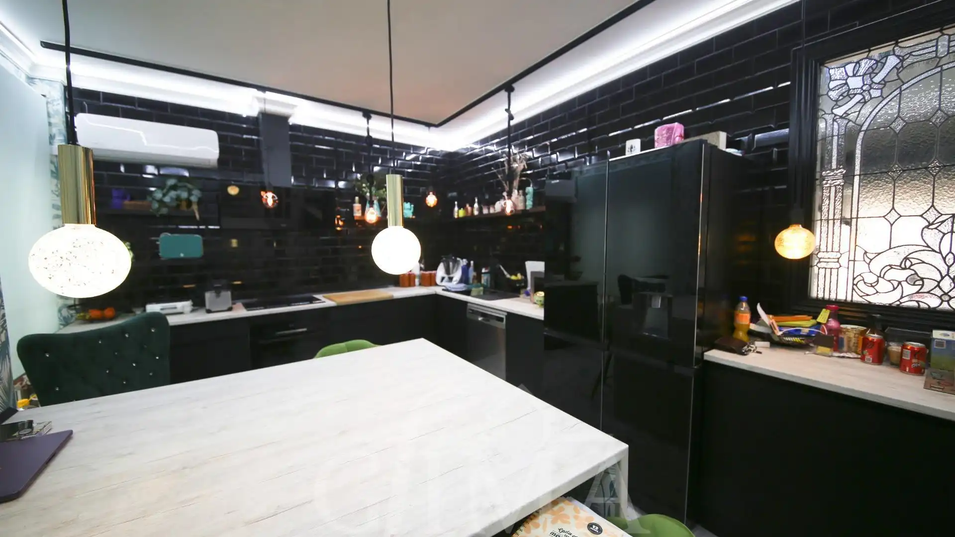 Cocina de Dúplex en venta en Tomelloso con Aire acondicionado, Terraza y Trastero