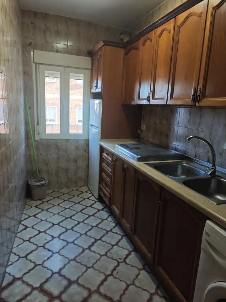 Piso en venta en Miralvalle - Av. Virgen del Puerto - La Data