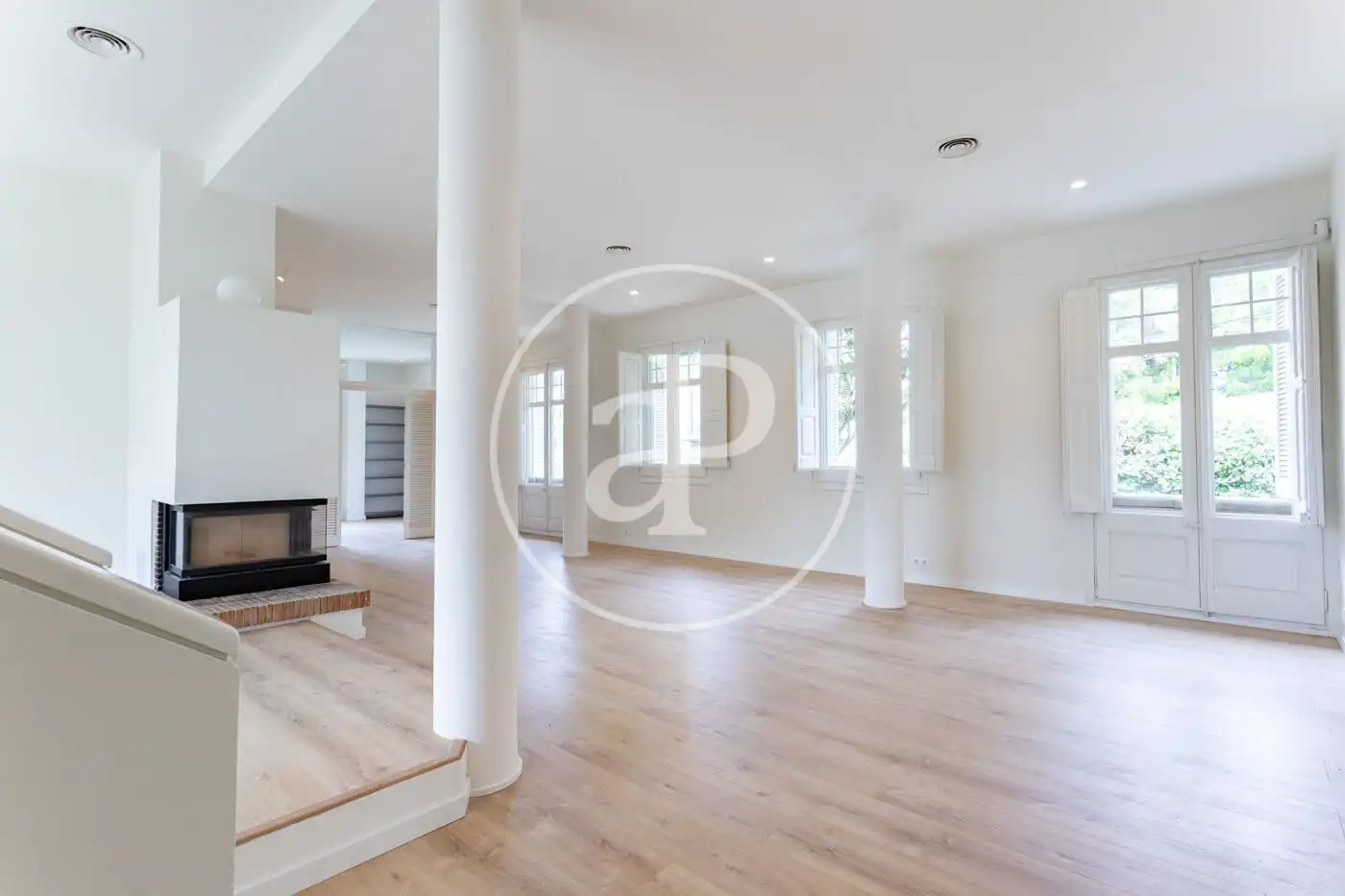 Sala de estar de Casa o chalet de alquiler en Barcelona con Aire acondicionado, Calefacción y Terraza
