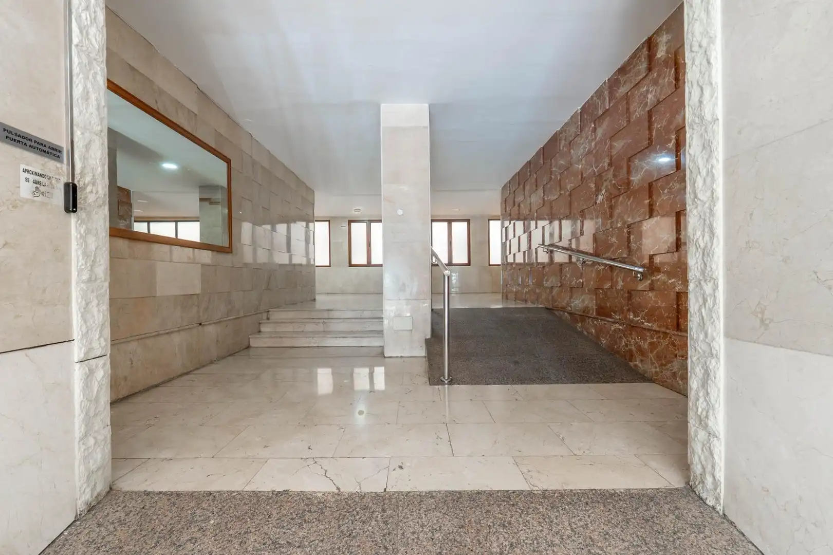 Wohnung zur Miete in Granada mit Heizung und Möbliert
