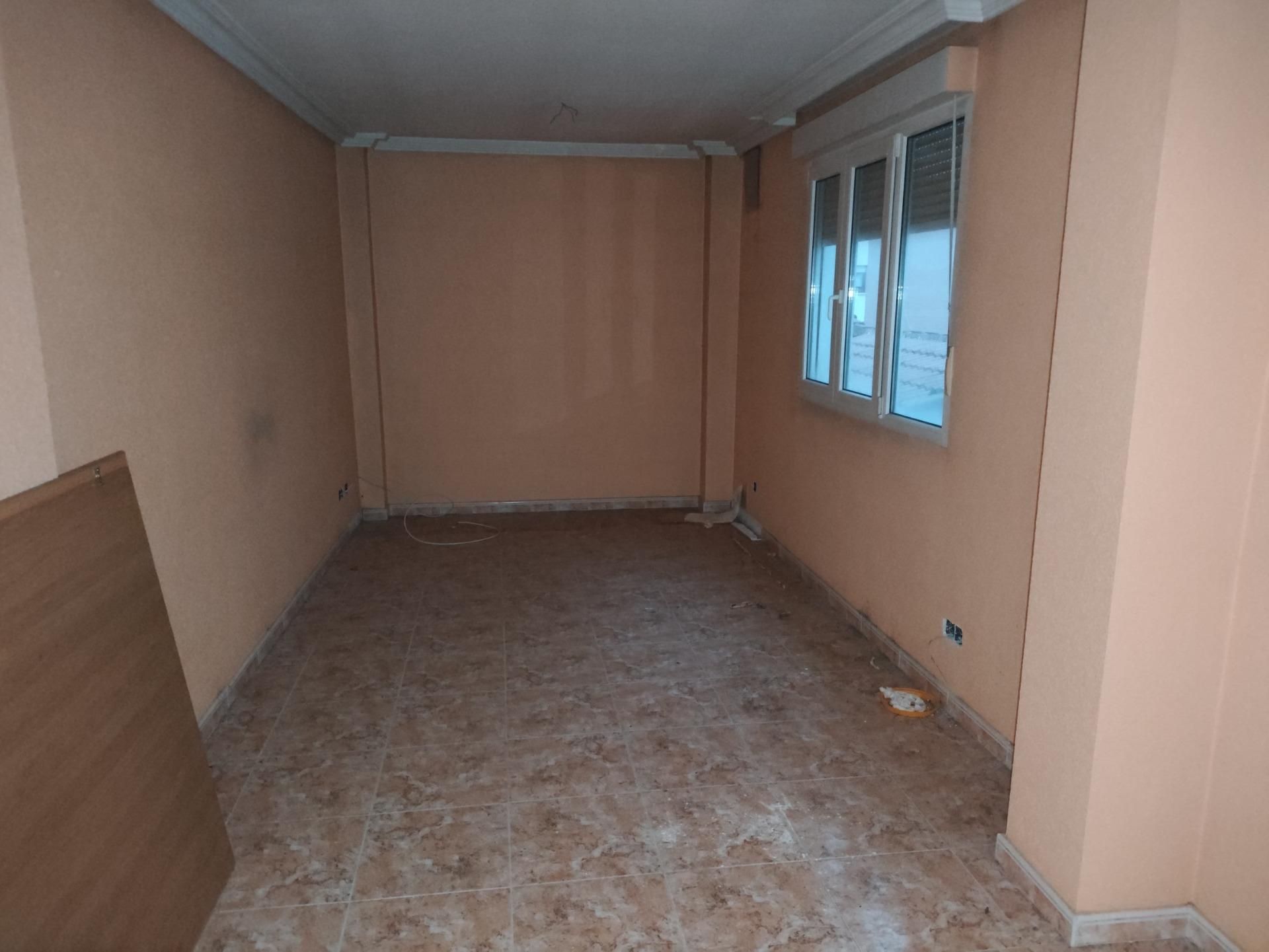 Office for sale in Palencia Capital  with Heating and Storage room